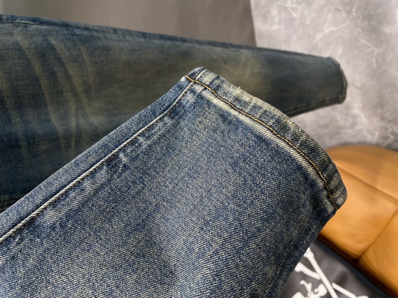 Gvc*1 jeans